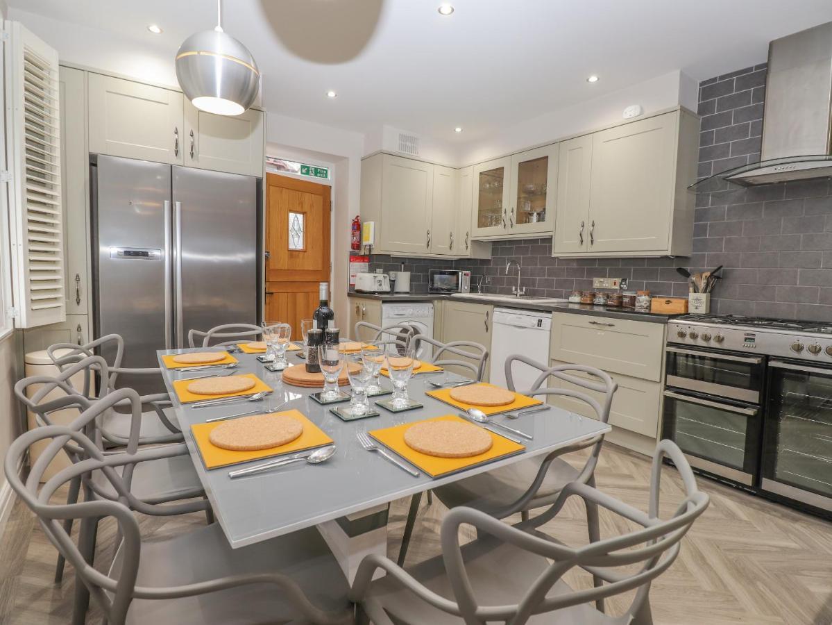 Rossett Holme Villa Ambleside Bagian luar foto